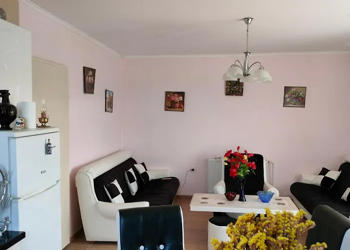 Nyaraló Domacinsvo Stevic - Sekuric Belusic